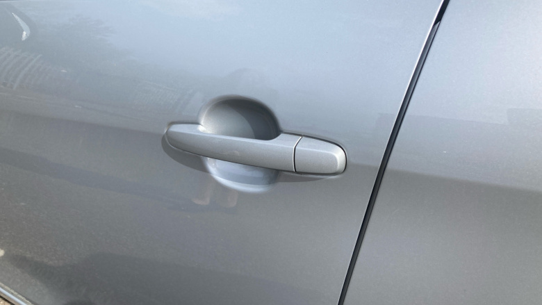 Toyota Aygo 1.0 VVT-i X-Play 5dr x-shift Petrol Hatchback